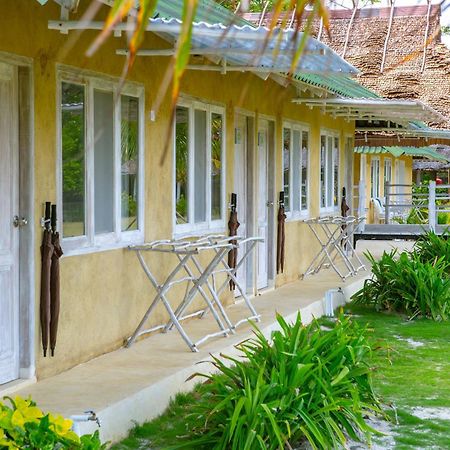 Trikora Beach Club&Resort Teluk Bakau Exterior foto